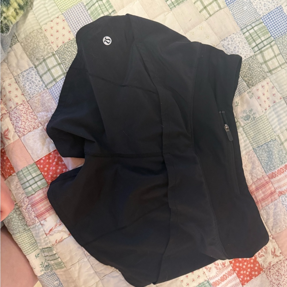 Lululemon Athletica Speed Up Shorts 2.5 in